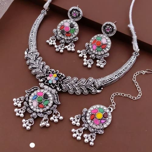 Beautiful Silver Multicolor Necklace Set